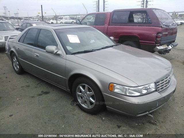 1G6KY54991U240488 - 2001 CADILLAC SEVILLE STS GOLD photo 1