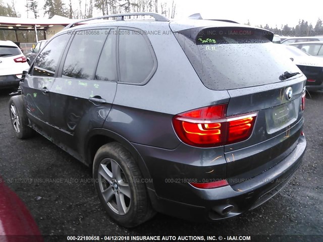 5UXZW0C5XBL370272 - 2011 BMW X5 XDRIVE35D GRAY photo 3