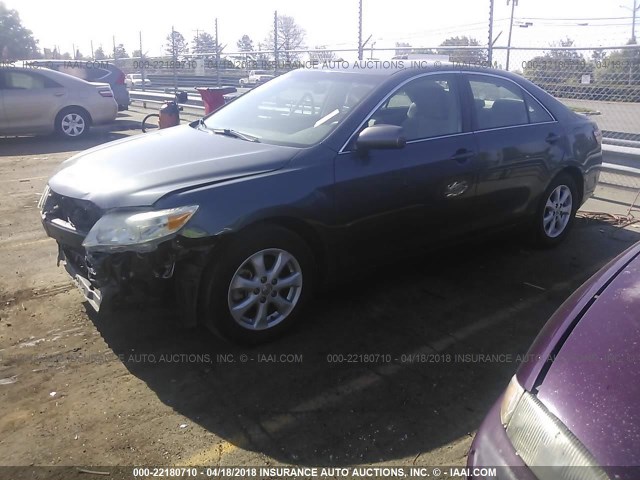4T1BF3EK4BU738393 - 2011 TOYOTA CAMRY SE/LE/XLE ლურჯი ფოტო 2