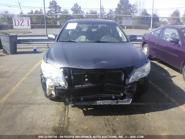 4T1BF3EK4BU738393 - 2011 TOYOTA CAMRY SE/LE/XLE ლურჯი ფოტო 6