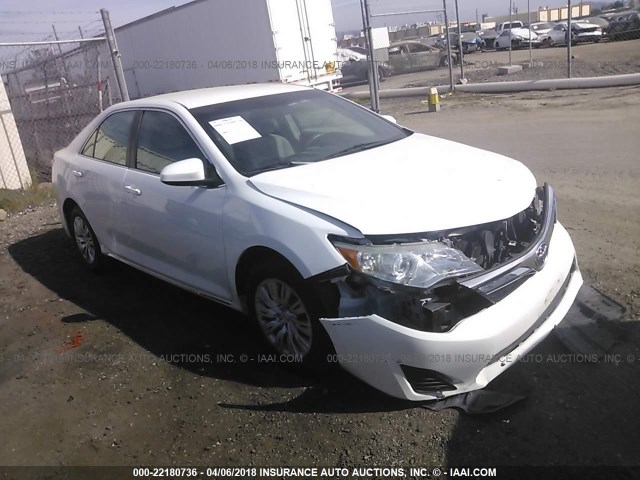 4T4BF1FK7ER343492 - 2014 TOYOTA CAMRY L/SE/LE/XLE 白色 照片 1