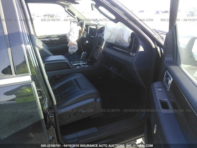 5LMJJ2J52DEL03984 - 2013 LINCOLN NAVIGATOR BLACK photo 5
