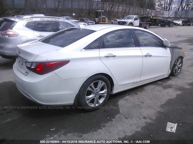 5NPEC4AC4BH124081 - 2011 HYUNDAI SONATA SE/LIMITED WHITE photo 4