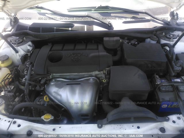 4T1BF3EK8BU678909 - 2011 TOYOTA CAMRY SE/LE/XLE თეთრი ფოტო 10