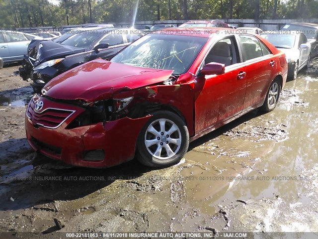 4T1BF3EK4BU639959 - 2011 TOYOTA CAMRY SE/LE/XLE Красный фото 2