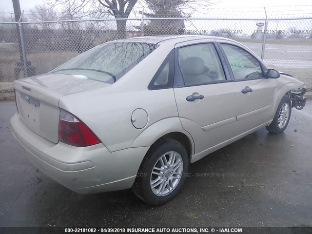 1FAFP34N37W127982 - 2007 FORD FOCUS ZX4/S/SE/SES TAN photo 4