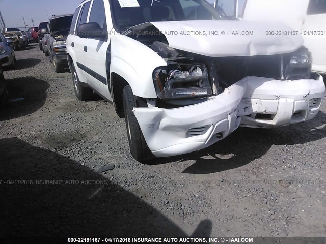 1GNDT13S542249309 - 2004 CHEVROLET TRAILBLAZER LS/LT WHITE photo 1