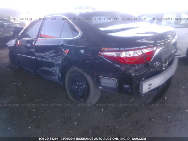 4T1BD1FK7FU167884 - 2015 TOYOTA CAMRY HYBRID/LE/XLE/SE BLACK photo 3