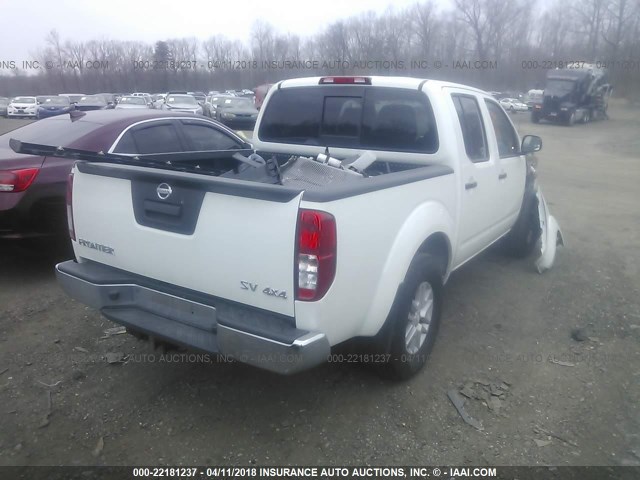 1N6AD0EV0HN747722 - 2017 NISSAN FRONTIER S/SV/SL/PRO-4X WHITE photo 4