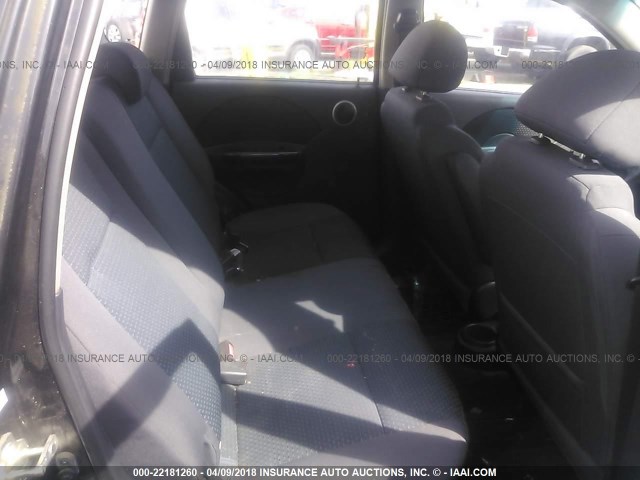 KL1TD66628B155561 - 2008 CHEVROLET AVEO LS BLACK photo 8