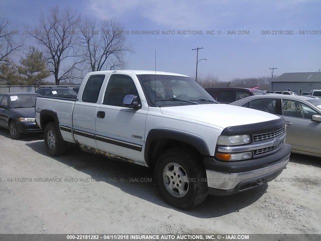 2GCEK19T811149846 - 2001 CHEVROLET SILVERADO K1500 WHITE photo 1