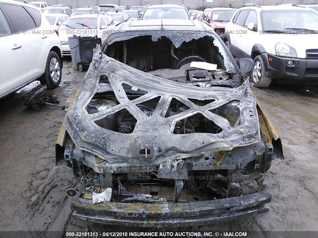 2G2WR524551184624 - 2005 PONTIAC GRAND PRIX GTP BLACK photo 6