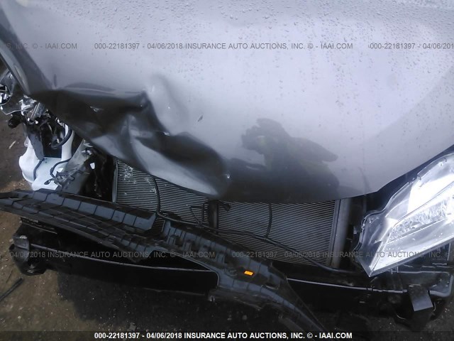 4T1BF1FK0HU736992 - 2017 TOYOTA CAMRY LE/XLE/SE/XSE ნაცრისფერი ფოტო 6