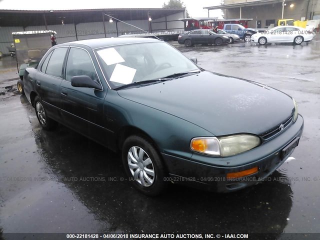 4T1BG12K7TU797493 - 1996 TOYOTA CAMRY DX/LE/XLE GREEN photo 1