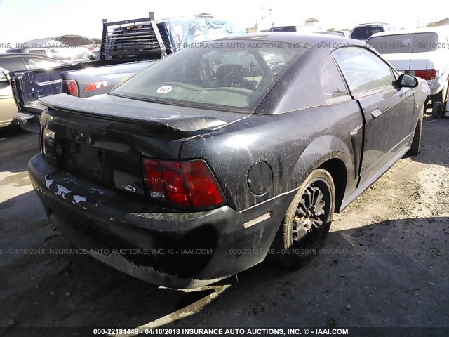 1FAFP40421F262347 - 2001 FORD MUSTANG BLACK photo 4