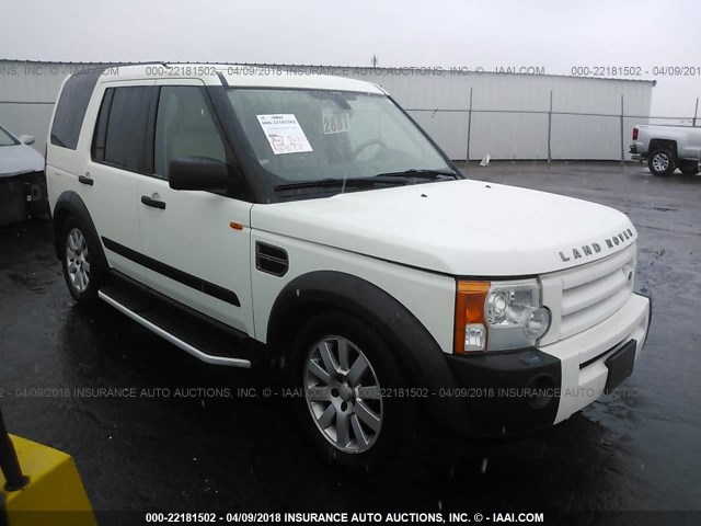 SALAA25465A309815 - 2005 LAND ROVER LR3 WHITE photo 1