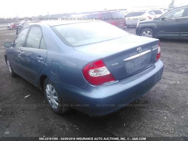 4T1BE32K63U671949 - 2003 TOYOTA CAMRY LE/XLE/SE BLUE photo 3