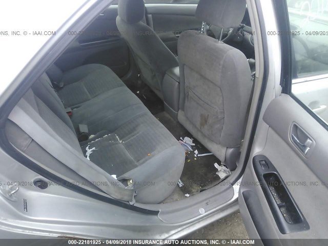 4T1BE32K45U077279 - 2005 TOYOTA CAMRY LE/XLE/SE SILVER photo 8