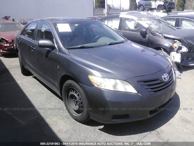 4T1BE46K67U194235 - 2007 TOYOTA CAMRY NEW GENERAT CE/LE/XLE/SE GRAY photo 1