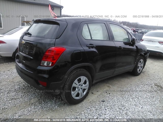 3GNCJKSB9HL265056 - 2017 CHEVROLET TRAX LS BLACK photo 4