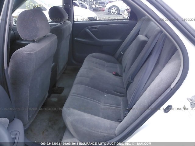4T1BG22K5WU844983 - 1998 TOYOTA CAMRY CE/LE/XLE 白色 照片 8