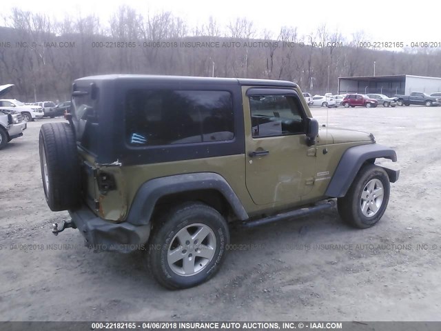 1C4AJWAG8DL538112 - 2013 JEEP WRANGLER SPORT 绿色 照片 4