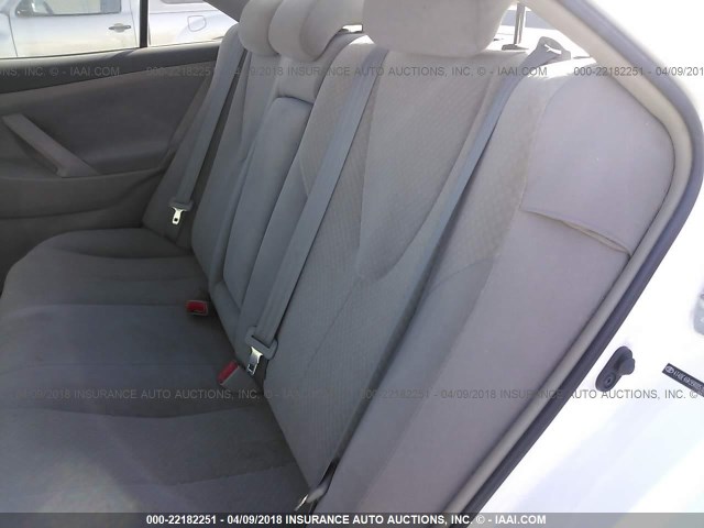 4T4BE46K99R051093 - 2009 TOYOTA CAMRY SE/LE/XLE WHITE photo 8