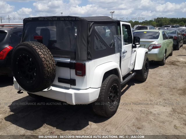 1C4AJWAG7DL687868 - 2013 JEEP WRANGLER SPORT WHITE photo 4