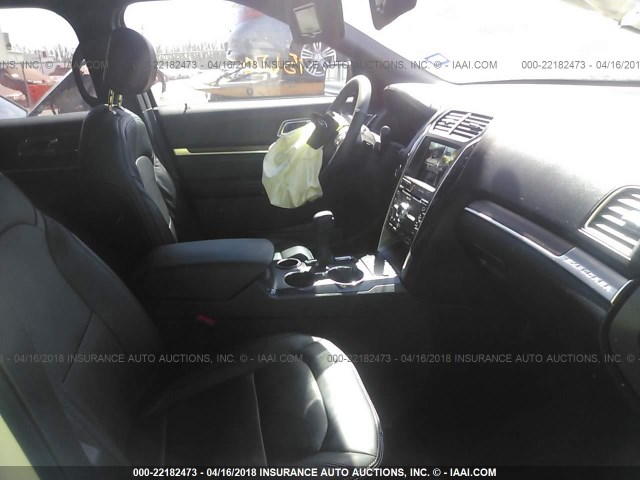 1FM5K7F87HGD49855 - 2017 FORD EXPLORER LIMITED 白色 照片 5