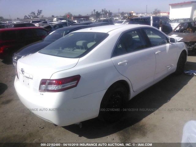 4T1BF3EK7BU587386 - 2011 TOYOTA CAMRY SE/LE/XLE WHITE photo 4