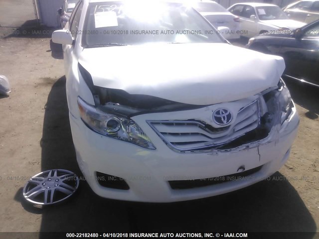4T1BF3EK7BU587386 - 2011 TOYOTA CAMRY SE/LE/XLE WHITE photo 6