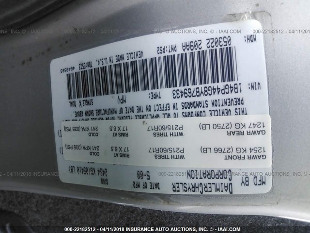 1B4GP44G8YB769433 - 2000 DODGE GRAND CARAVAN SE/SPORT SILVER photo 9