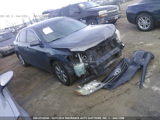 JTNBE46KX73033621 - 2007 TOYOTA CAMRY NEW GENERAT CE/LE/XLE/SE GRAY photo 1