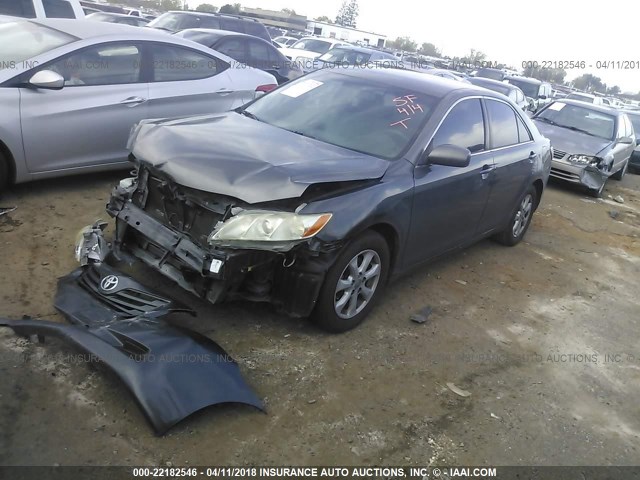 JTNBE46KX73033621 - 2007 TOYOTA CAMRY NEW GENERAT CE/LE/XLE/SE GRAY photo 2