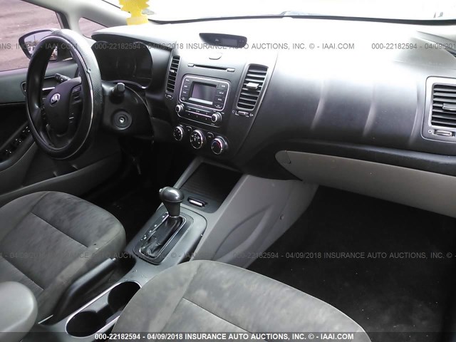 KNAFK4A69F5401005 - 2015 KIA FORTE LX SILVER photo 5