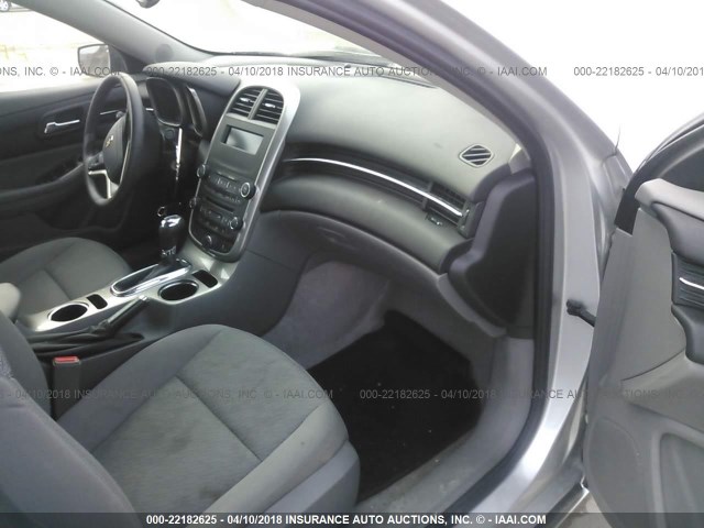 1G11B5SA2GF110825 - 2016 CHEVROLET MALIBU LIMITED LS SILVER photo 5