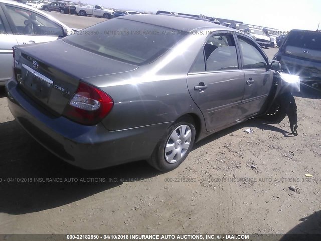 4T1BE32K94U856756 - 2004 TOYOTA CAMRY LE/XLE/SE ნაცრისფერი ფოტო 4