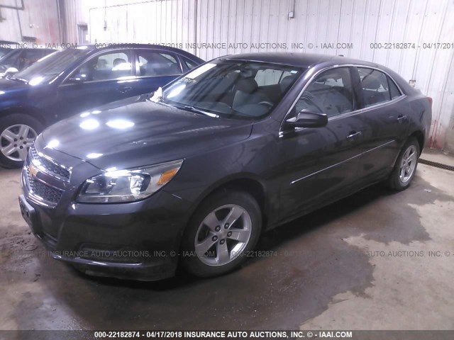 1G11B5SA6DF194529 - 2013 CHEVROLET MALIBU LS 灰色 照片 2