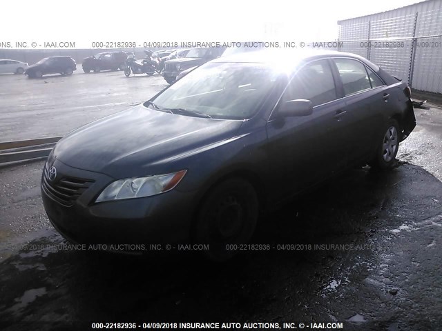 4T1BE46K09U277985 - 2009 TOYOTA CAMRY SE/LE/XLE GRAY photo 2