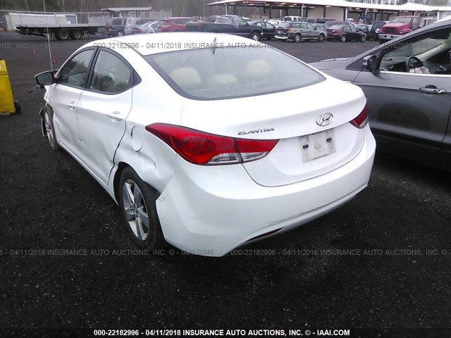 5NPDH4AE4DH269106 - 2013 HYUNDAI ELANTRA GLS/LIMITED WHITE photo 3