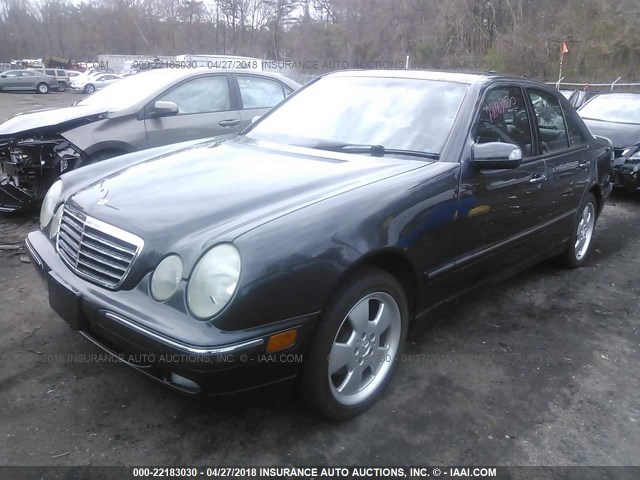 WDBJF82J22X066906 - 2002 MERCEDES-BENZ E 320 4MATIC GRAY photo 2