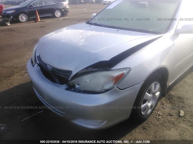 4T1BE32K24U916909 - 2004 TOYOTA CAMRY LE/XLE/SE SILVER photo 6