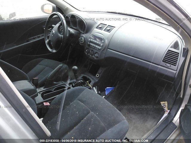 1N4AL11D82C273052 - 2002 NISSAN ALTIMA S/SL SILVER photo 5