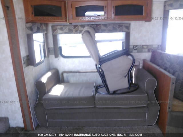 4X4TCKF29AX110587 - 2010 FOREST RIVER CHEROKEE 34FT  白色 照片 7