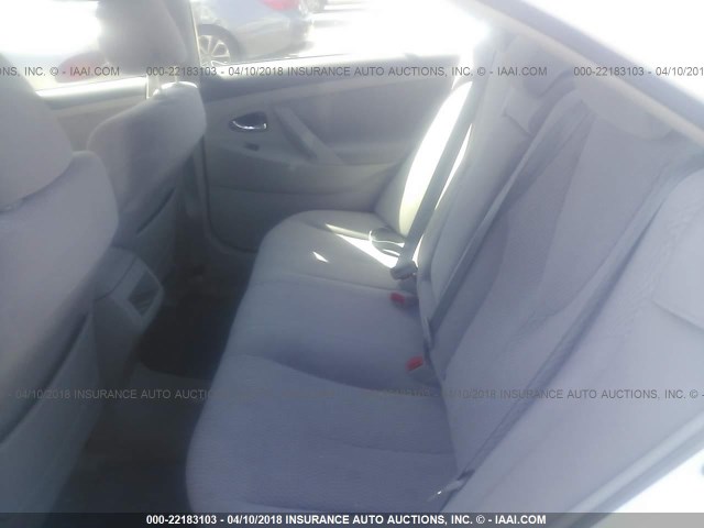 4T4BF3EKXBR127788 - 2011 TOYOTA CAMRY SE/LE/XLE WHITE photo 8