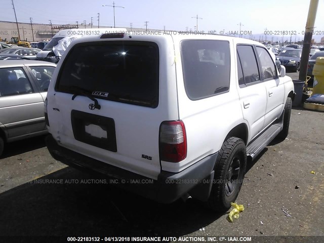 JT3GN86R4W0076967 - 1998 TOYOTA 4RUNNER SR5 WHITE photo 4