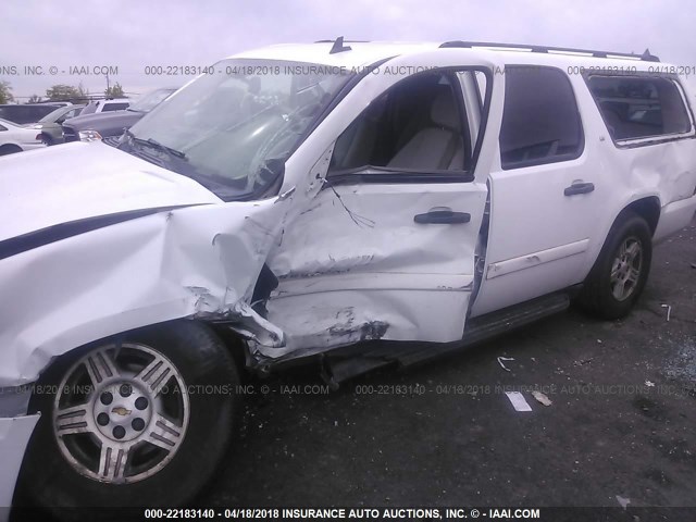 1GNFK16377J225877 - 2007 CHEVROLET SUBURBAN K1500 WHITE photo 6