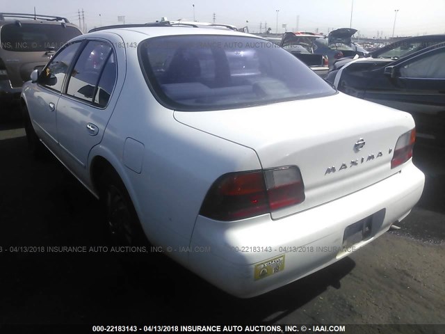 JN1CA21D0ST075874 - 1995 NISSAN MAXIMA GLE/GXE/SE WHITE photo 3