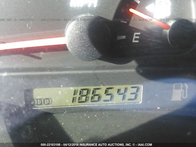 4T1BE32K43U718072 - 2003 TOYOTA CAMRY LE/XLE/SE Алтын фото 7