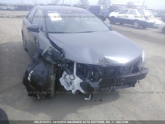 4T1BD1FK8EU138313 - 2014 TOYOTA CAMRY HYBRID/LE/XLE 灰色 照片 6